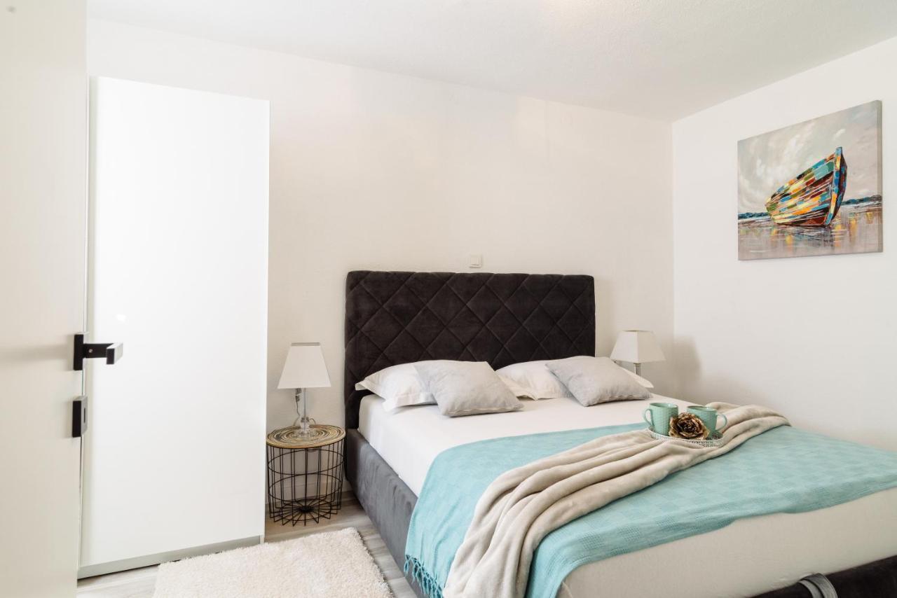 **Stone House ** Trogir Center ** Old Town Apartment Luaran gambar