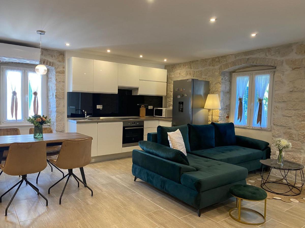 **Stone House ** Trogir Center ** Old Town Apartment Luaran gambar